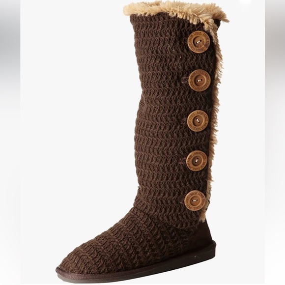 Muk Luks Shoes - Muk luks Women's Size 10 Shoes Brown Knit Button Fur Lined Knee High Tall Boots